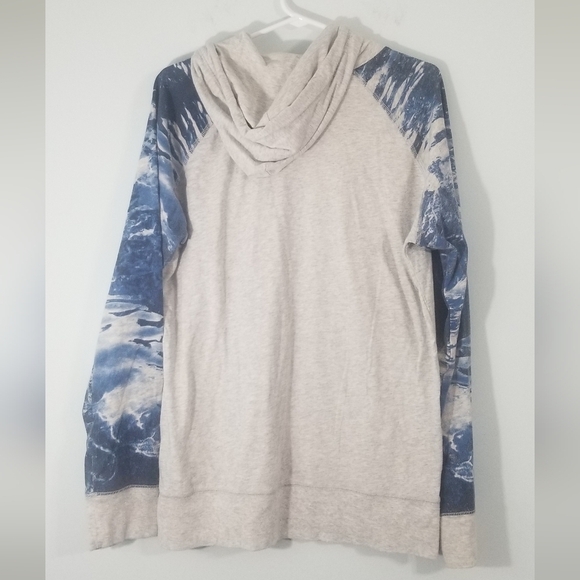 American Eagle Lightweight Hooded Long Sleeve Tee. Size Medium. Great Condition. - Picture 5 of 6